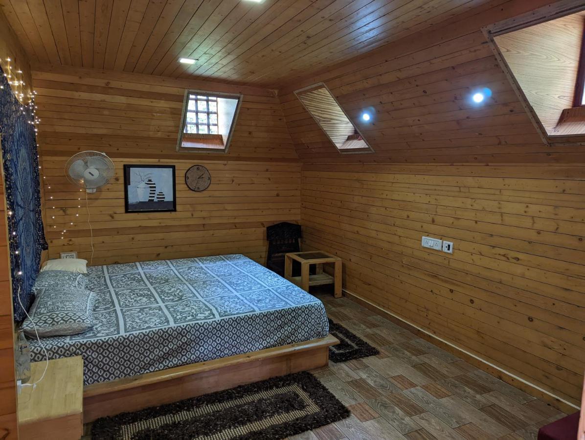 The Door To Nirvana Backpackers Hostel Kotagiri Luaran gambar