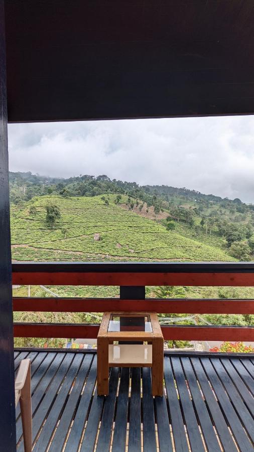 The Door To Nirvana Backpackers Hostel Kotagiri Luaran gambar