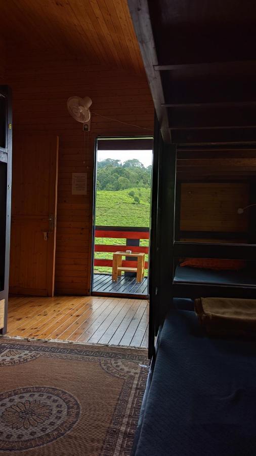 The Door To Nirvana Backpackers Hostel Kotagiri Luaran gambar