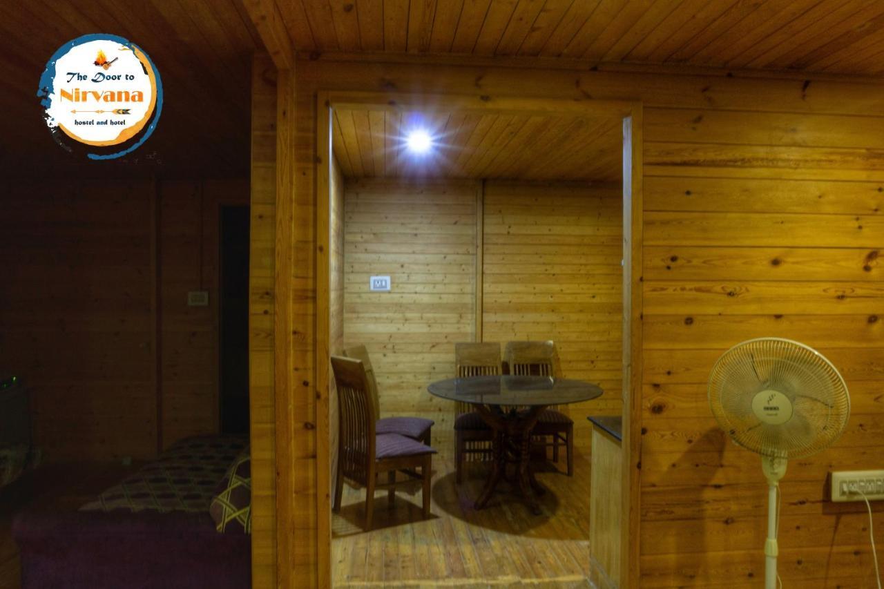 The Door To Nirvana Backpackers Hostel Kotagiri Luaran gambar